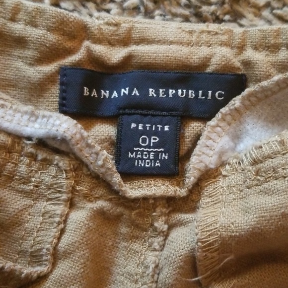Banana Republic Short - Picture 2 of 3